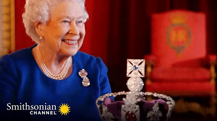 Queen Elizabeth II Reunited With the Crown